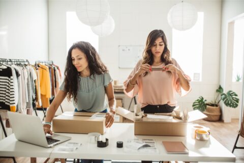 retail-business-owners-480x320 retail-business-owners-480x320