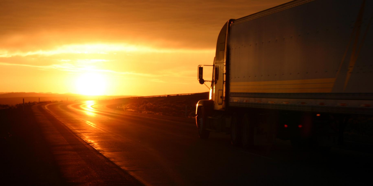 Arago-Trucking-header-image Arago Trucking